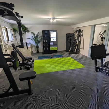 Willa Morton - Domaine Du Grand Tourmalet Pic Du Midi Bagnères-de-Bigorre